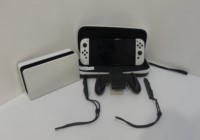 Nintendo Switch OLED schwarz/weiß